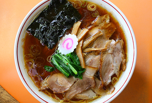 新潟5大ラーメンの三条カレーラーメンと長岡生姜醤油ラーメン